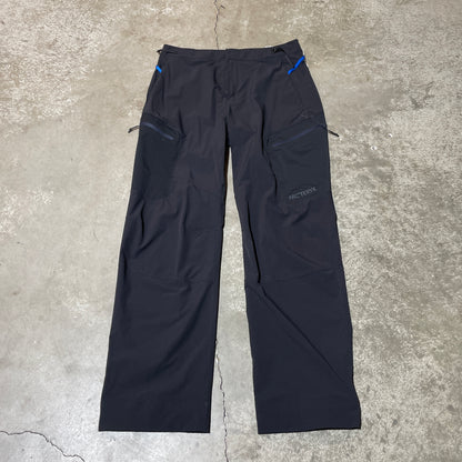 2022 Arc'teryx Eislen Cargo Pants