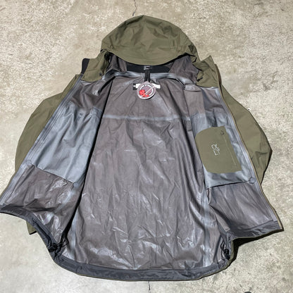 Arc'teryx Leaf Alpha LT Gen 2